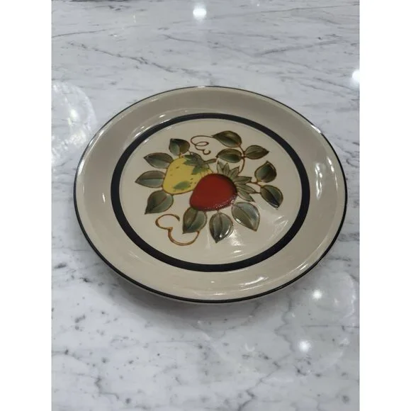 Vintage 70s Sears 4112 Strawberries Freezer to Oven Stonewar 12” Plate - Picture 2 of 4